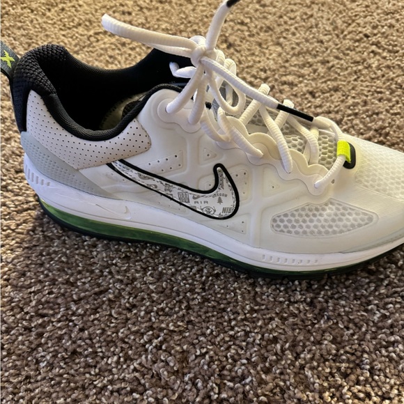 Nike Air Max Genome - Picture 4 of 5